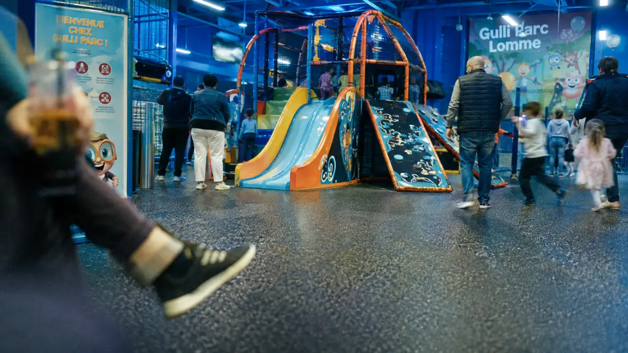 Gulli Parc Lomme : taho et lina lomme, toboggan et escalade