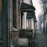 Rue résidentielle à Saint Maurice Pellevoisin, Lille, proche des gares et du patrimoine