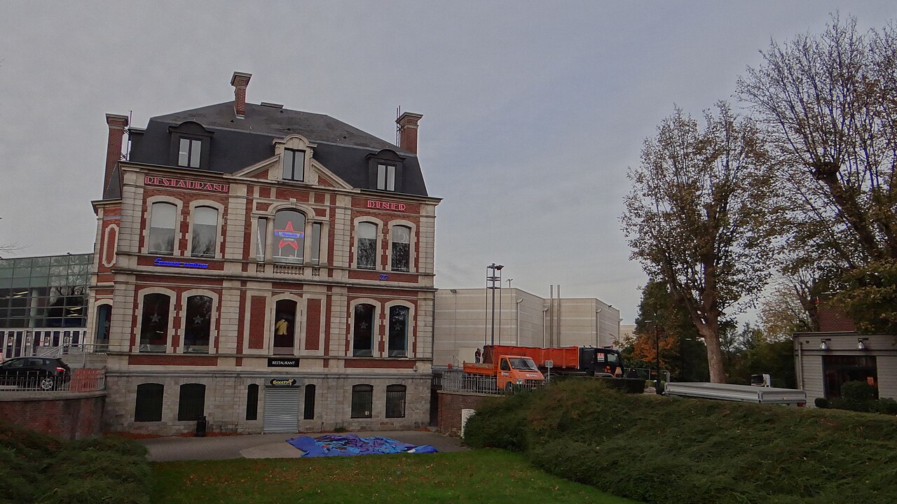 Le château d’Isenghien intégré au complexe Kinepolis Lomme.