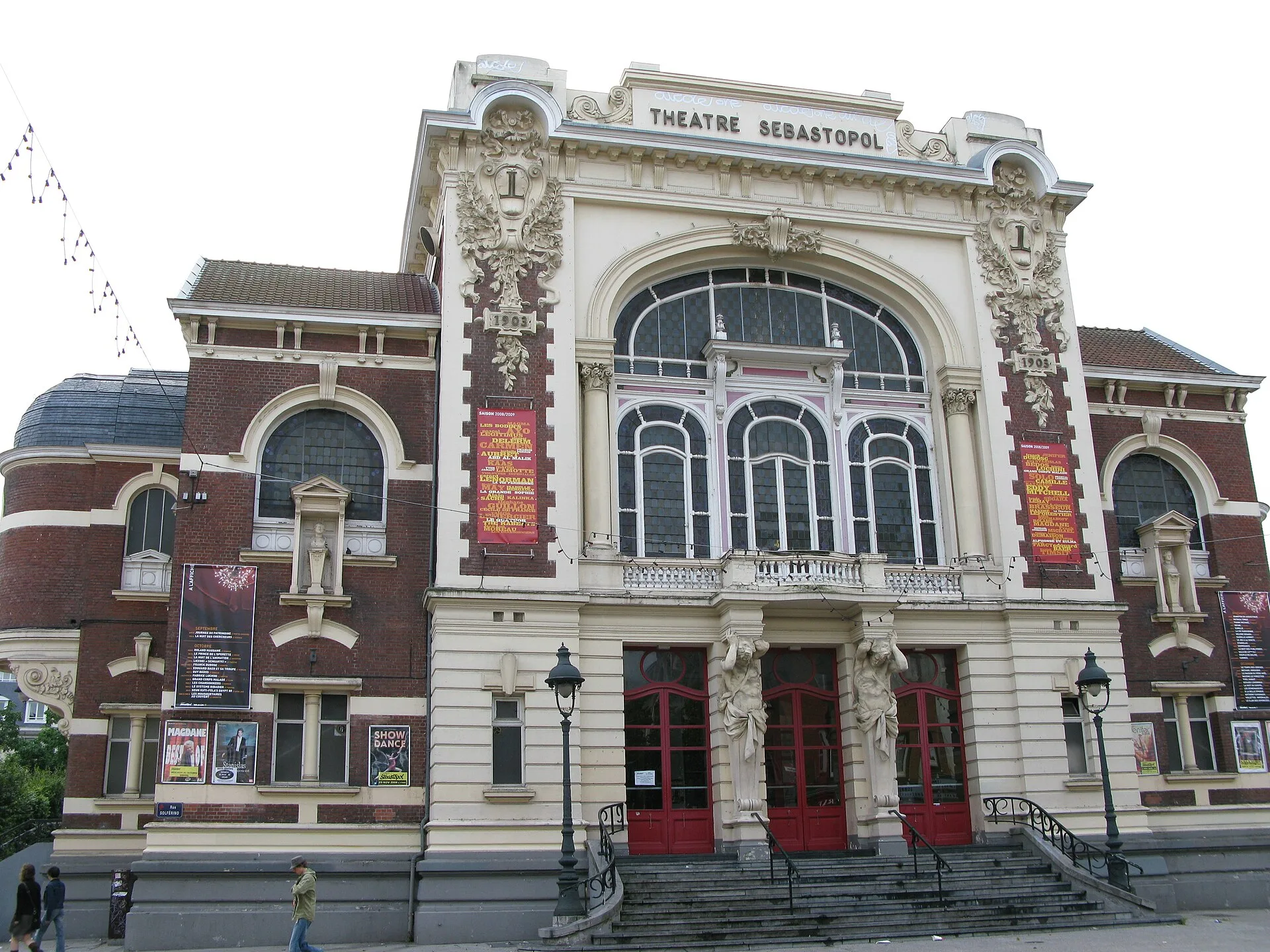 La façade du Théâtre Sébastopol en 2008.
